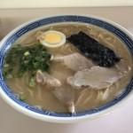 沖食堂 - ラーメン500円