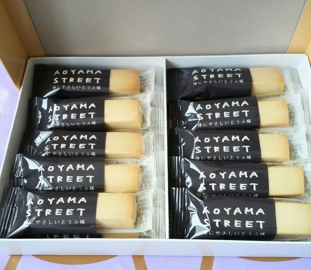 青山通りのプリン屋さん アオヤマドオリノプリンヤサン 外苑前 ケーキ 食べログ