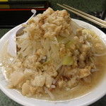 ラーメン二郎 - 大盛り　野菜・にんにく・脂固まり