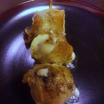 俺の串 さぶちゃん - トマト巻き（２２０円）　とろけたチーズが最高に合います