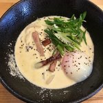 築港麺工房 - 温玉豆乳カルボナーラ