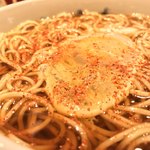 味奈登庵 - 月見そばにも唐辛子だ！  
      ブチまけろ！  #BCMKR!