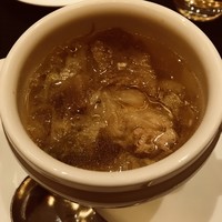 スーツァン・レストラン陳 渋谷店 - アツアツ、熱々
