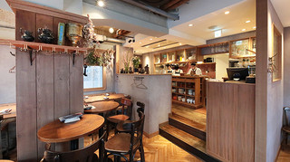 MERAKI KITCHEN - オープンキッチンから皆様のテーブルまで、美味しさと楽しさをダイレクトにお届け！