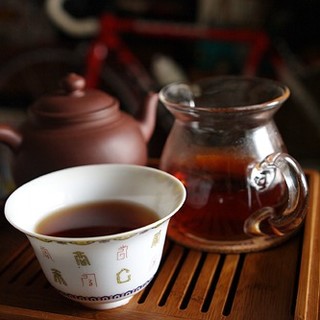 15年熟成の紹興酒や、中国茶などを取り揃えた充実のドリンク。