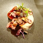 レストランユニック - フォアグラのテリーヌ、薫製肉トリュフソース