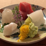 御料理 寺沢 - 鮃､鮃縁側､煽り烏賊､塩竈ひがしもの目鉢鮪の造り