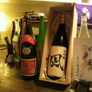 日本酒好きな方必見のラインナップ。お好みの一杯を楽しんで
