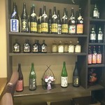 焼肉 龍 - お酒がズラリ