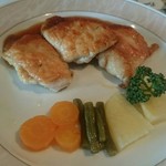 レストラン カフェ セゾン - 本日の肉料理の鶏料理、和風ソース