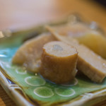 宝来家 - 【小皿（こざら）、煮物（にもの）】、牛蒡巻（ごばうまき）