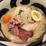 中華そば 先﨑 - 黄鶏白湯そば