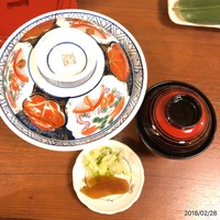 うなぎの新甫 - 中詰め丼