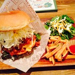 VEGAN BURG Kitchen - 【10】ヴィーガンボロネーゼチーズバーグ ランチセット 税込¥1530