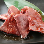 Hida Gyuu Yakiniku Niku Nabeya Oboro Duki - 