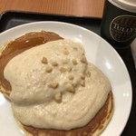 TULLY'S COFFEE - クラシックパンケーキ マカダミア