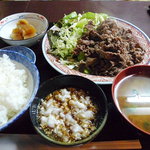 Mingei Chaya Shimamura - 牛焼き肉おろしポン酢定食