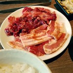 Kokusangyuu Yakiniku Kuidon - サービスランチ大盛り焼肉セット‼