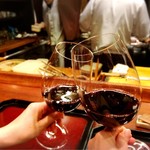 滋味 康月 - 赤ワインで乾杯♪