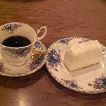 ジョイフル＆ベーシック - レアチーズ＆コーヒー