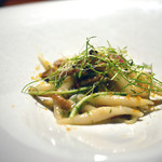 TACUBO - エノキとカラスミのトロフィエ