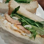 喫茶室ルノアール - [料理] 照り焼きチキン & 玉子サンド 切り口のアップ♪ｗ