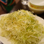 くわはた - キャベツサラダ