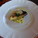 リアス バイ ココチャ - 地魚のポアレ クリームソース