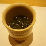 鮓 きずな - ②スープ あさりと蛤はまぐり (おまかせ料理 12,500円) 2018年01月