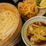 丸亀製麺 - 1日釜揚げうどん半額！
            1日限定肉汁！