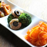 Three types of classic vegetable tapas