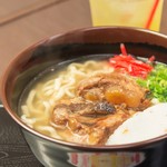 もとぶ熟成麺 - ソーキ軟骨そば