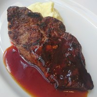 37 Steakhouse & Bar - 