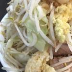 ラーメンどでん - ラーメン(少)。
            旨し。