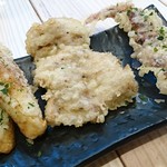 うどんや 大門 - ちくわ天   ￥80、   とり天   ￥150、   ゲソ天   ￥120