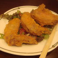 中国飯店 紫玉蘭 - 手羽先スパイス揚げ