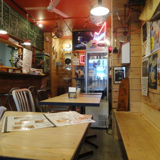 カフェ リビング ルーム_2