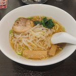 中国料理 シルクロード - 醤油ラーメン