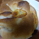 トコハベーカリー - チーズのパン