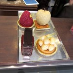 アヴランシュ・ゲネー - 選択、時間かかった＾