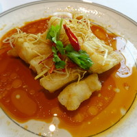 REIKASAI GINZA - 鱈の揚げ物　厲家秘伝ソース
