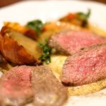 プールトワ - ランチコース 1900円 の希少部位、牛イチボ肉のステーキ