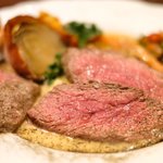 プールトワ - ランチコース 1900円 の希少部位、牛イチボ肉のステーキ