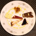 プールトワ - ランチコース 1900円 のデザート6種盛り合わせ