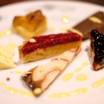 プールトワ - ランチコース 1900円 のデザート6種盛り合わせ