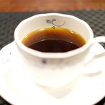 プールトワ - ランチコース 1900円 のコーヒー