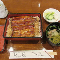 うらわのうなぎ 萬店 - 萩　竹重