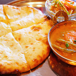 MITRA RESTAURANT & BAR_1