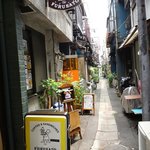 喫茶パーラー　ふるさと - この横路地が味がある～