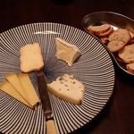 ラボ - チーズ盛り合わせ